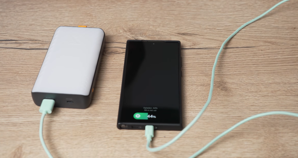 right way to charge power banks